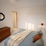 Spacieux Coeur Du Village Wifi Draps Appartamento *