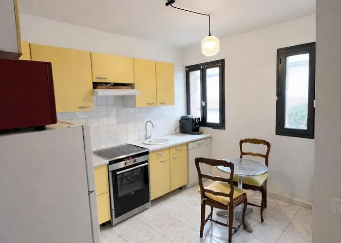 Spacieux Coeur Du Village Wifi Draps Apartmán *